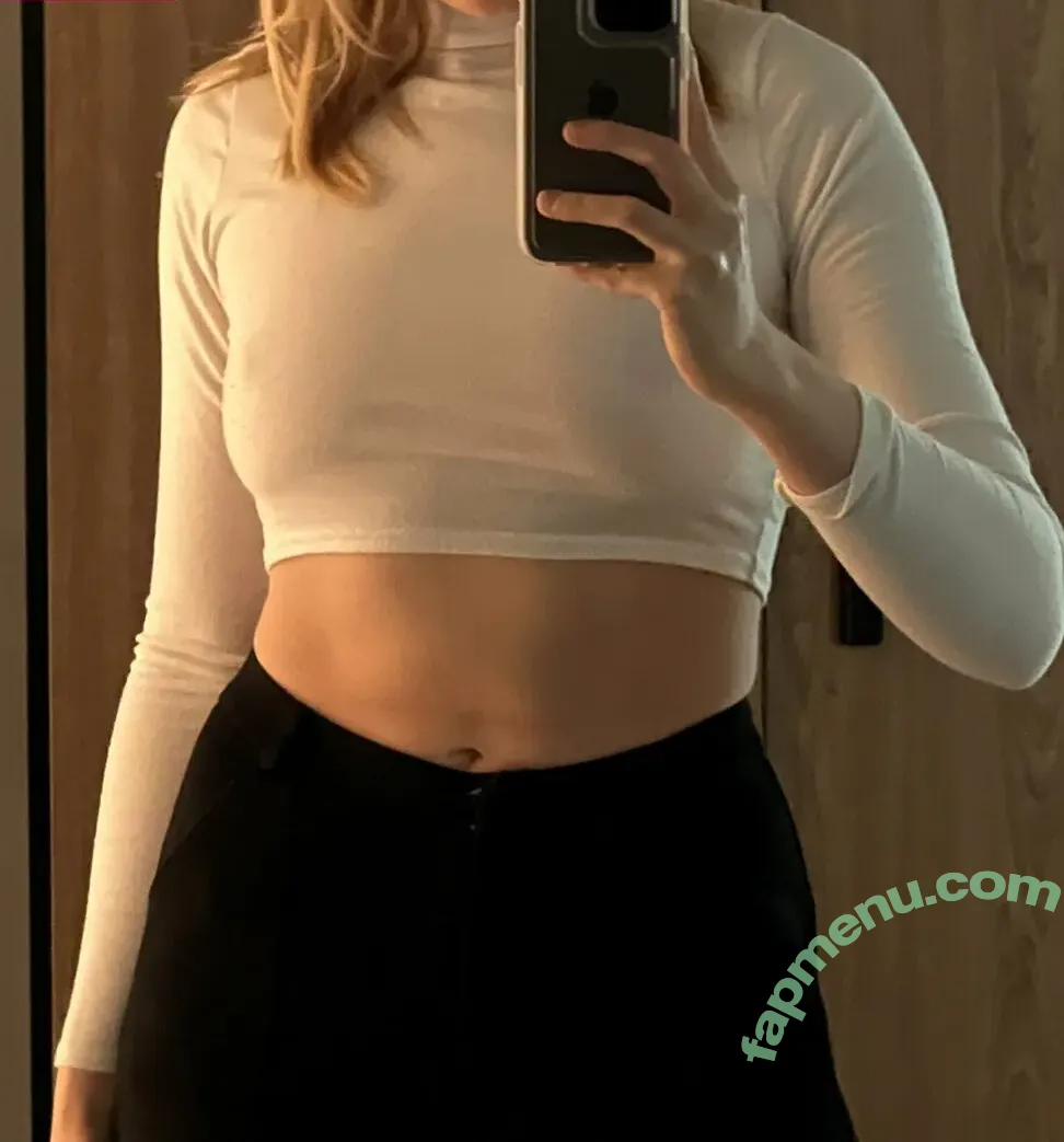 lucyveia nude photo #0048 (lucyvixen)