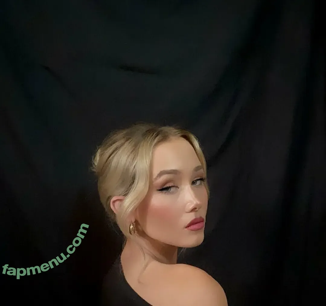 lucyveia nude photo #0050 (lucyvixen)