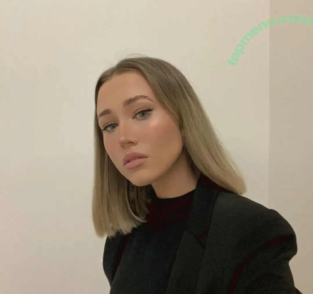 lucyveia nude photo #0077 (lucyvixen)