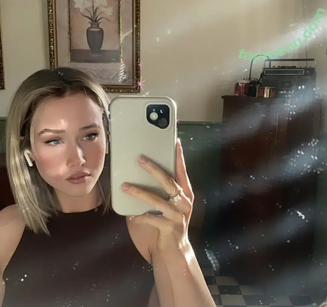 lucyveia nude photo #0083 (lucyvixen)