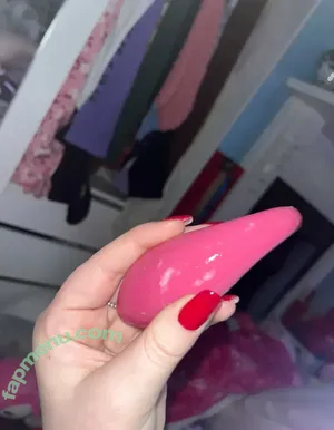 lucyxgray / lucy.graymusic nude photo #0003
