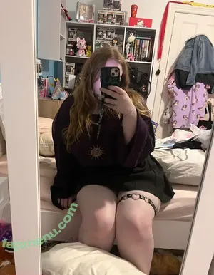 lucyxgray / lucy.graymusic nude photo #0033