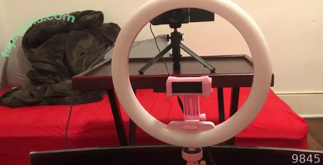 lucyxxxbot nude photo #0151 (lucybott3)