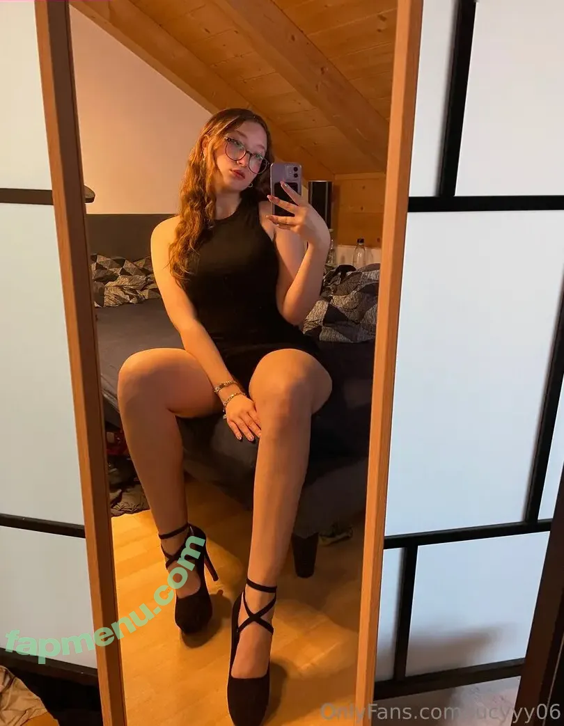 Lucyyy06 nude photo #0036 (Lucyyy06)