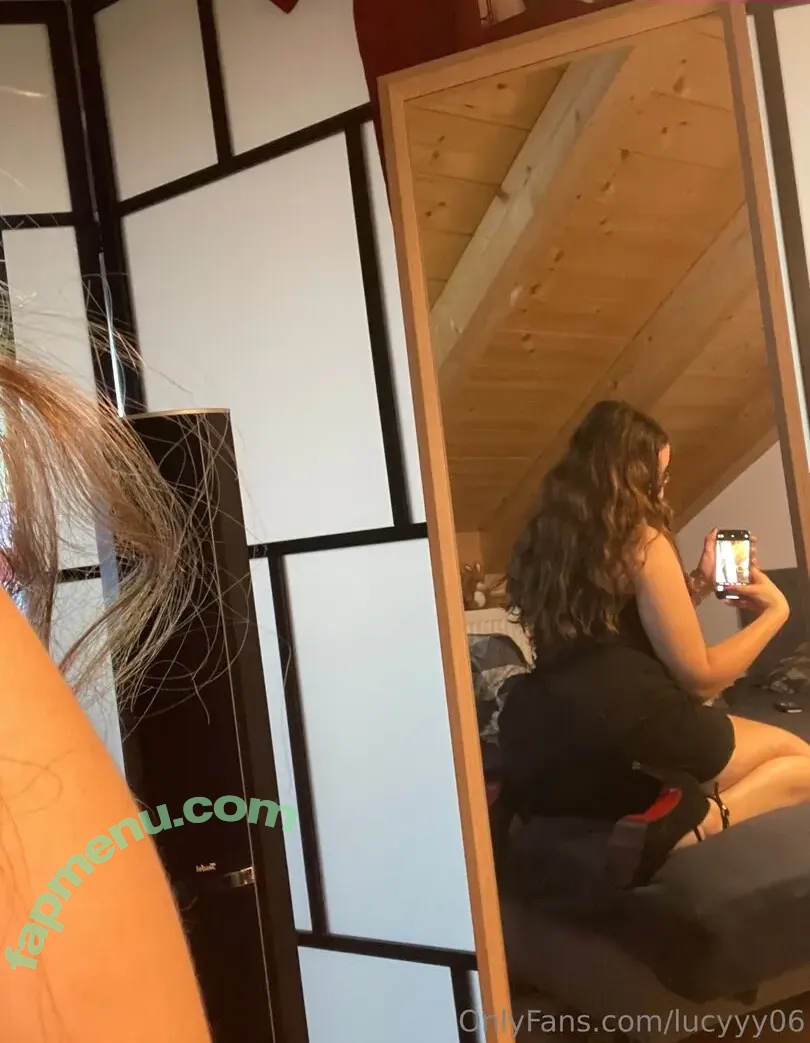Lucyyy06 nude photo #0038 (Lucyyy06)