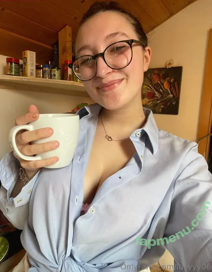 Lucyyy06 nude photo #0127 (Lucyyy06)