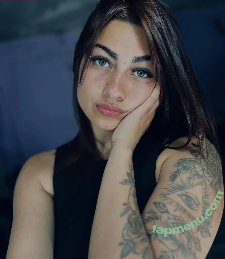 Ludmila Casco nude photo #0002 (luulaa.casco)