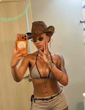 Ludmilla / ludmillabalasoiu nude photo #0089