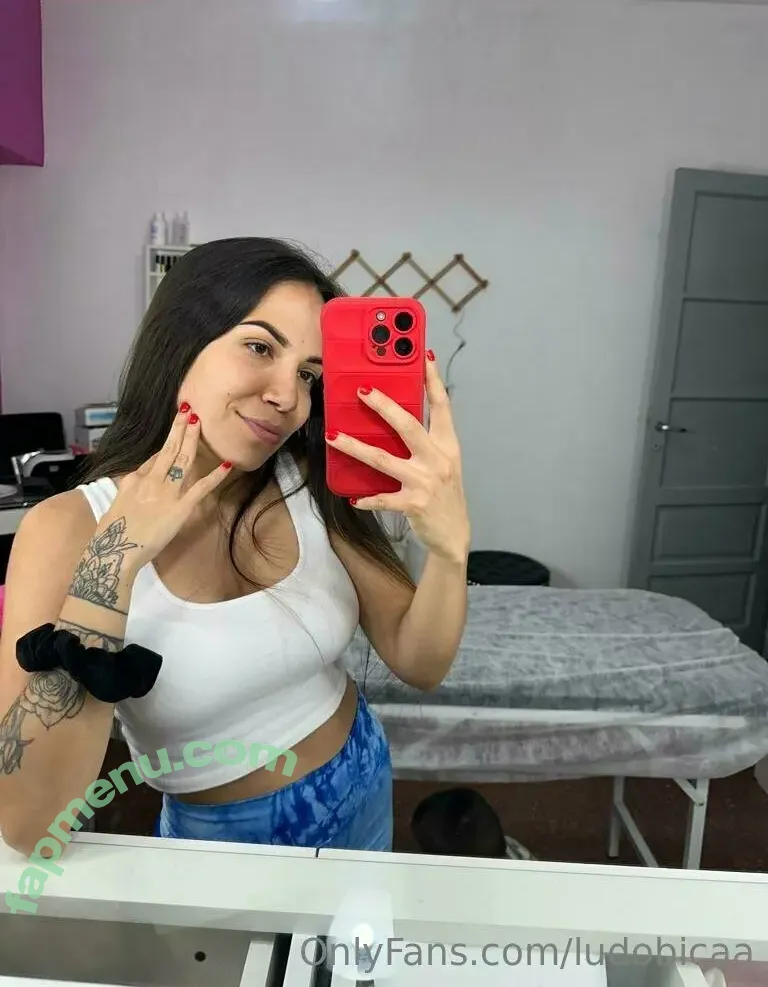 ludobicaa nude photo #0012 (ludobicaa)