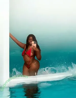 luhthiccbaddiebae / luh.baddie.bae nude photo #0006