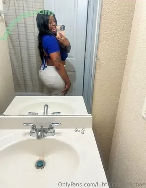 luhthiccbaddiebae / luh.baddie.bae nude photo #0007
