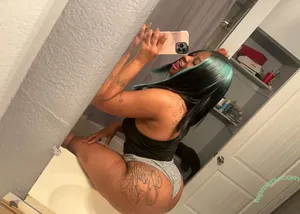 luhthiccbaddiebae / luh.baddie.bae nude photo #0013