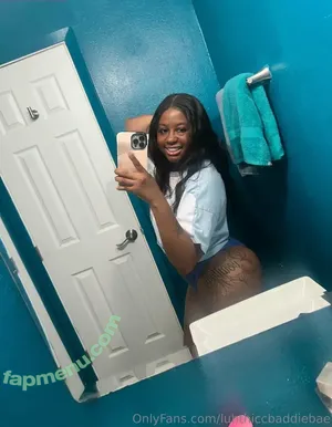 luhthiccbaddiebae / luh.baddie.bae nude photo #0015