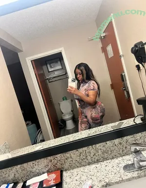 luhthiccbaddiebae / luh.baddie.bae nude photo #0016