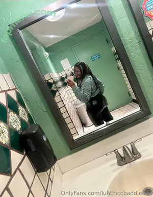 luhthiccbaddiebae / luh.baddie.bae nude photo #0021