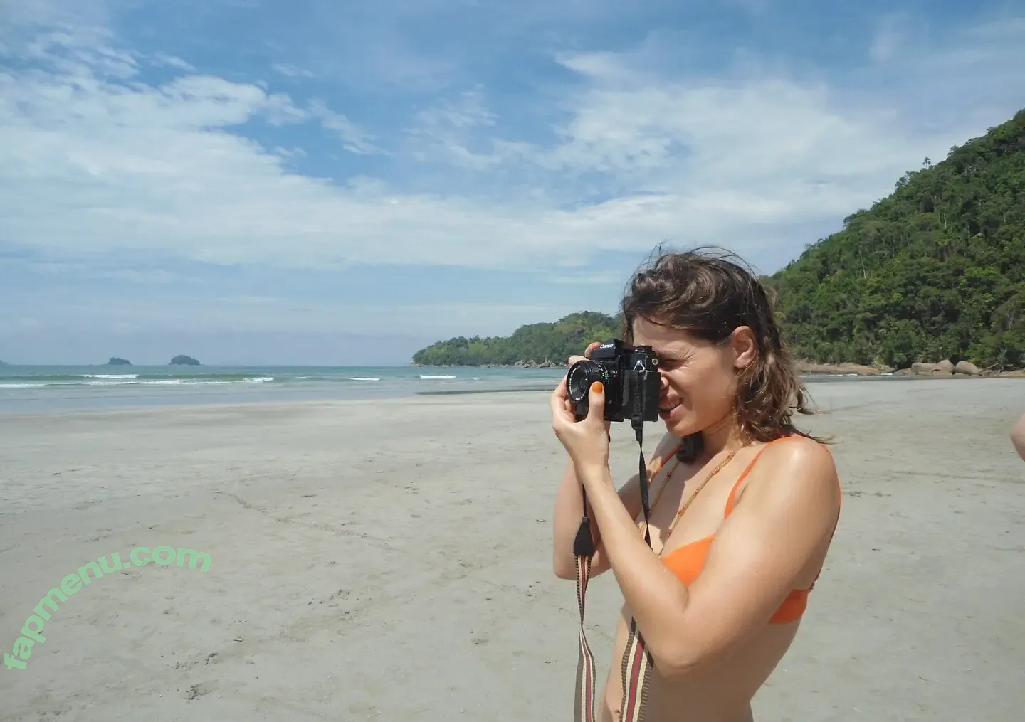 Luisa Arraes nude photo #0068 (luisaarraes)