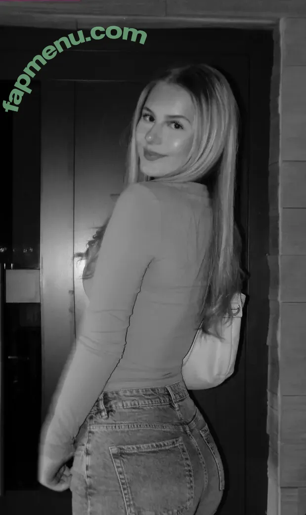 Luisa.mnck nude photo #0067 (Luisa.mnck)