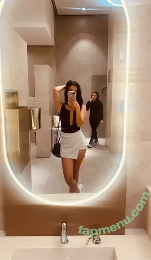 Luisa Valencia / lu_valenciaz nude photo #0188