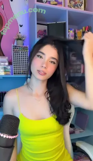 Luisa Valencia / lu_valenciaz nude photo #0257