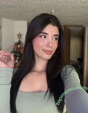 Luisa Valencia / lu_valenciaz nude photo #0309