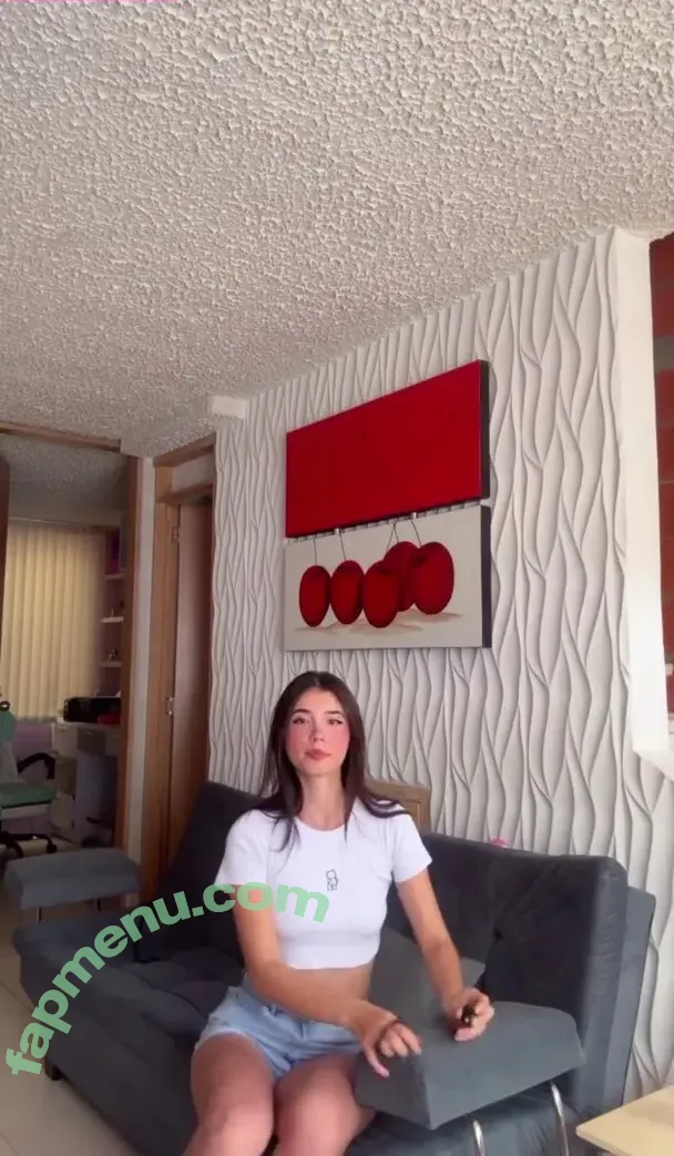 Luisa Valencia nude photo #0137 (lu_valenciaz)