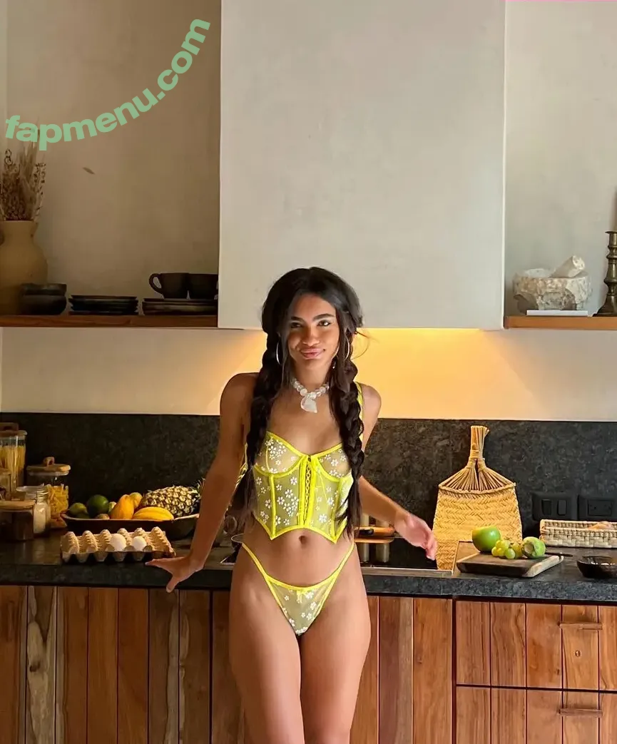 Luisa Villafane nude photo #0017 (Luisa Piou / luisapiou)