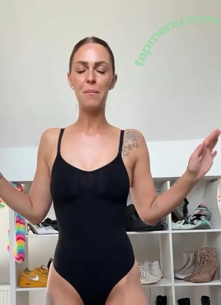 Luise Matejczyk nude photo #0220 (louisematejczyk)