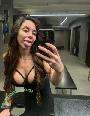 luizamarcato / luizamarcatoof nude photo #0062