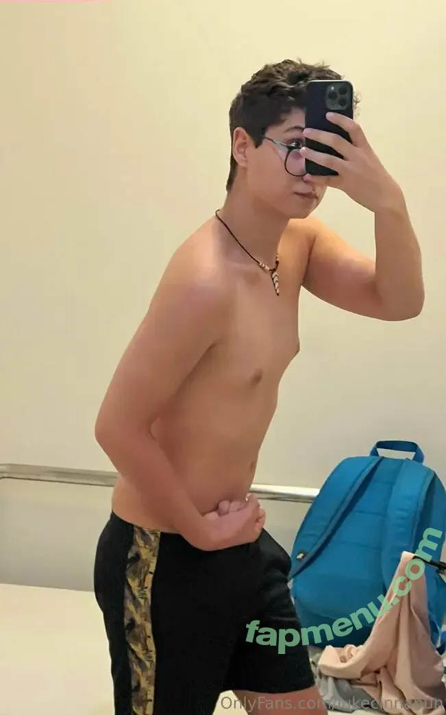 lukecinnabun nude photo #0009 (luke.cinnabun)