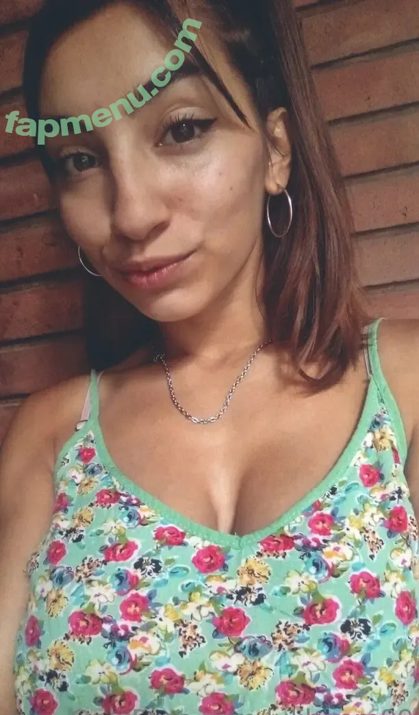 luliboom99 nude photo #0010 (luliboom99)