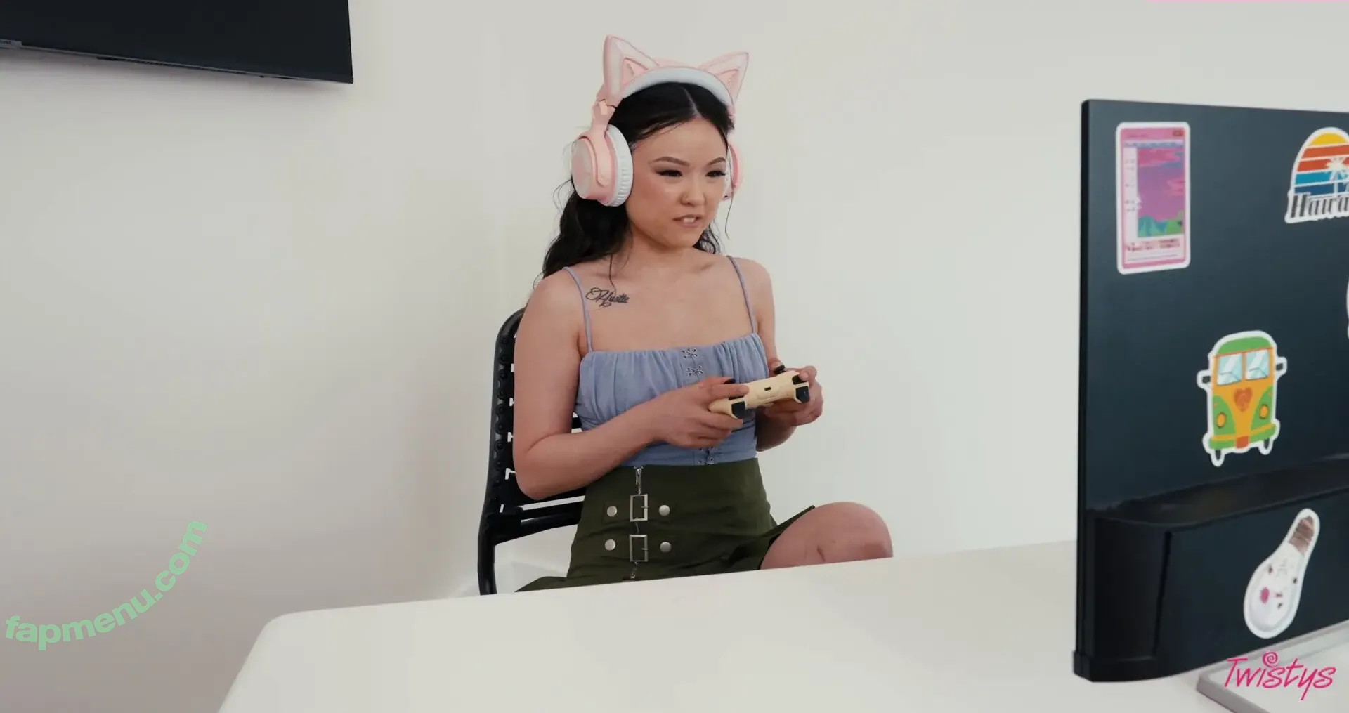 Lulu Chu nude photo #2360 (Lulu-Chu / invite / loveluluchu / luluchuofficial)