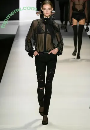 Lulu Tenney / lulutenney nude photo #0006