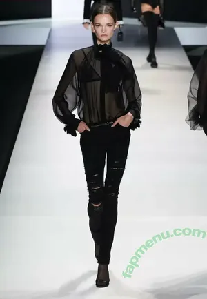 Lulu Tenney / lulutenney nude photo #0009