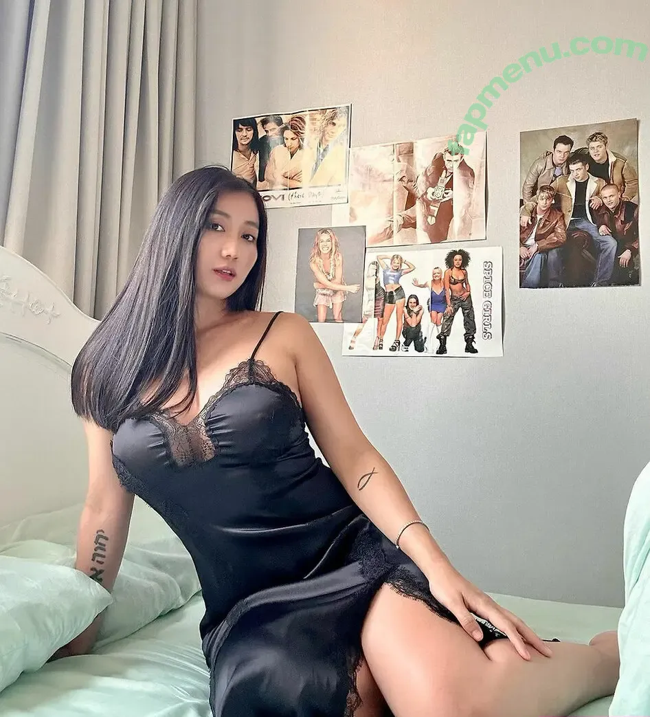 Luluaung nude photo #0005 (Luluaung)