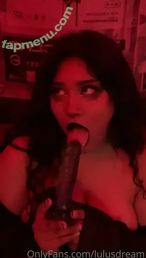 lulusdream / bigbittygothic nude photo #0011