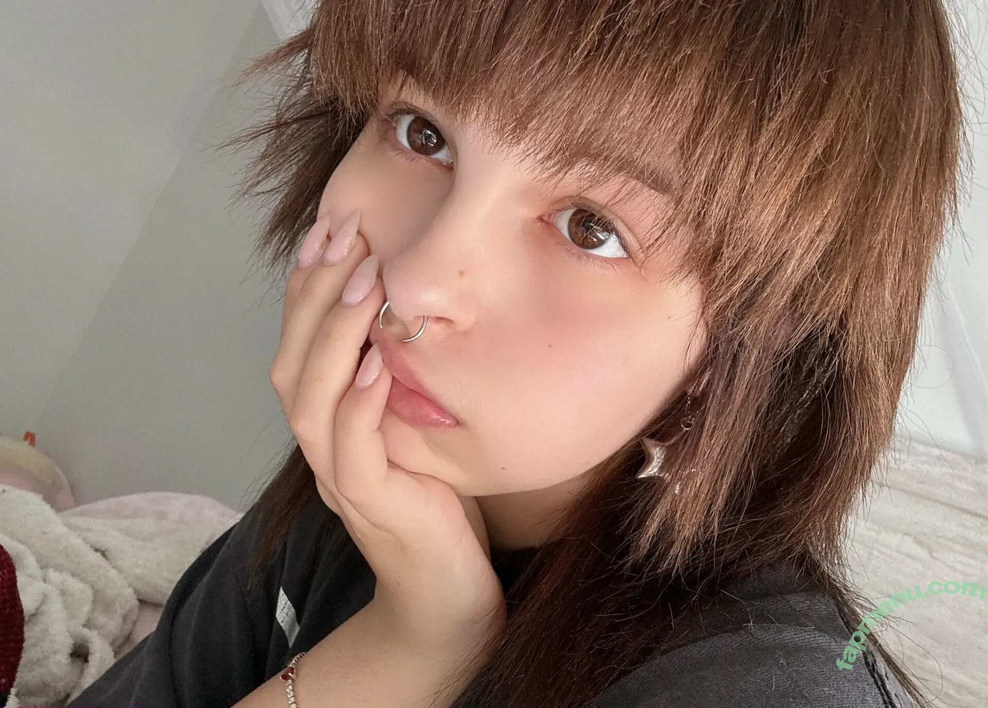 lumarist nude photo #0009 (oxxmilk)