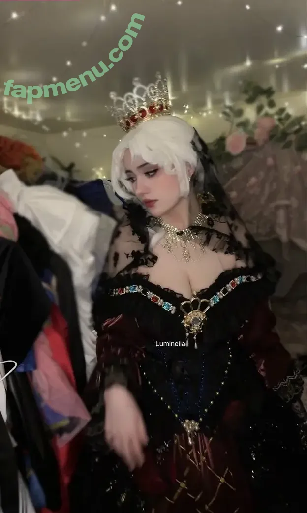 Lumineiia nude photo #0184 (Luunmiie / liianaa)