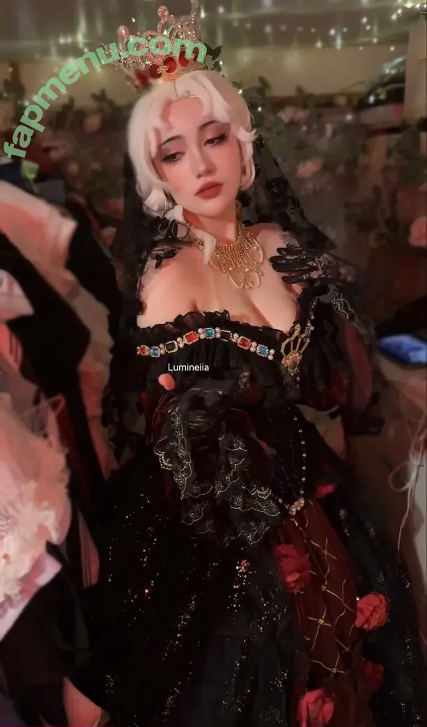 Lumineiia nude photo #0186 (Luunmiie / liianaa)