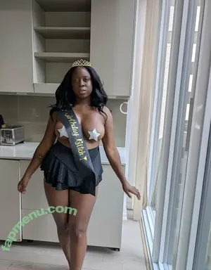  nude photo #0008