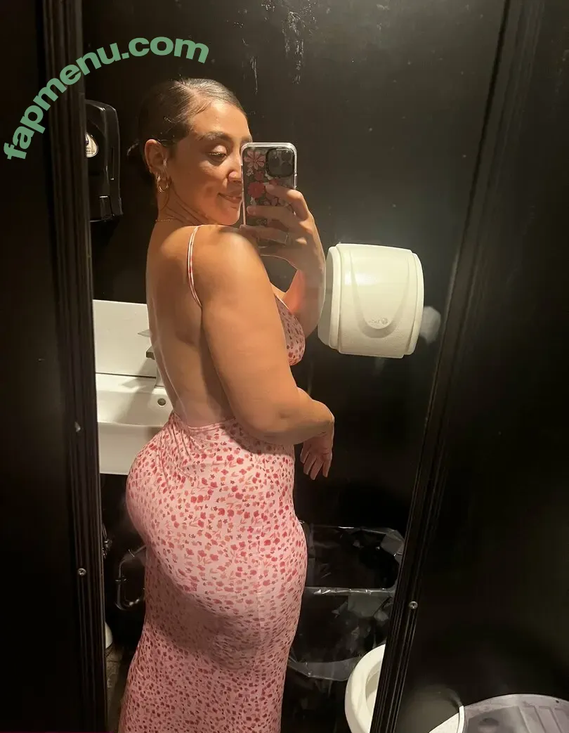 LuminousLindaa nude photo #0027 (LindaLuxxx / LuminousLinda / LuxuriousLinda)