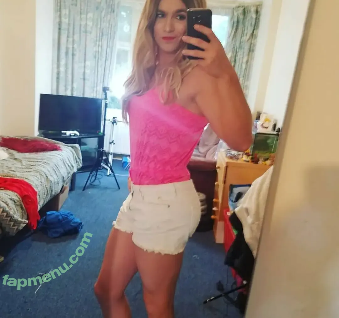 Luna Bella nude photo #0078 (TSlunabella)