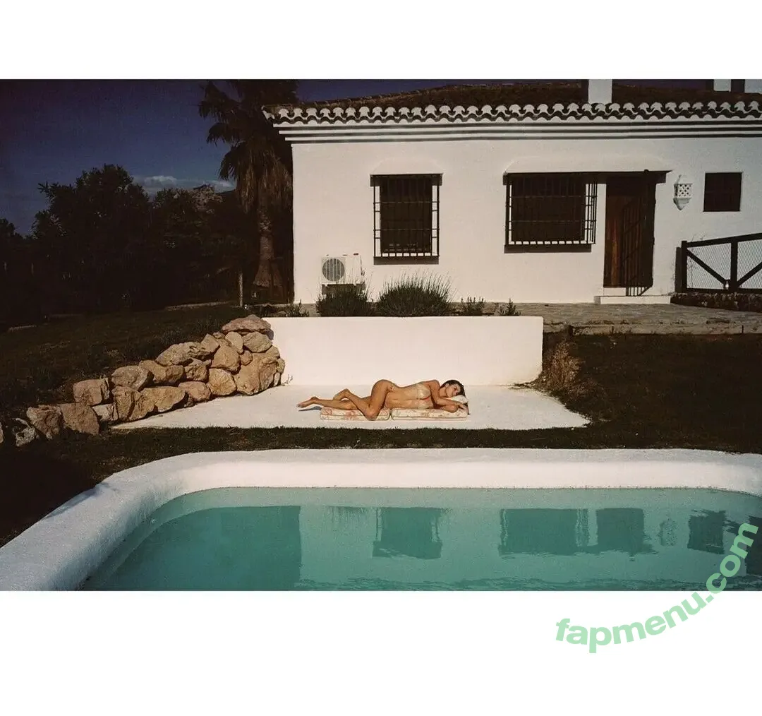 Luna Bijl nude photo #0011 (luna-knight-vip / lunabijl)