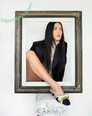 Luna Blaise / lunablaise nude photo #0041