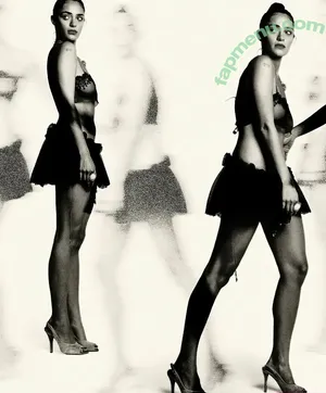 Luna Blaise / lunablaise nude photo #0135