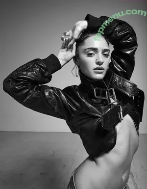 Luna Blaise / lunablaise nude photo #0137