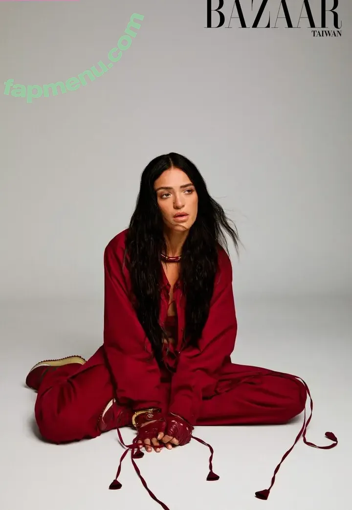 Luna Blaise nude photo #0036 (lunablaise)