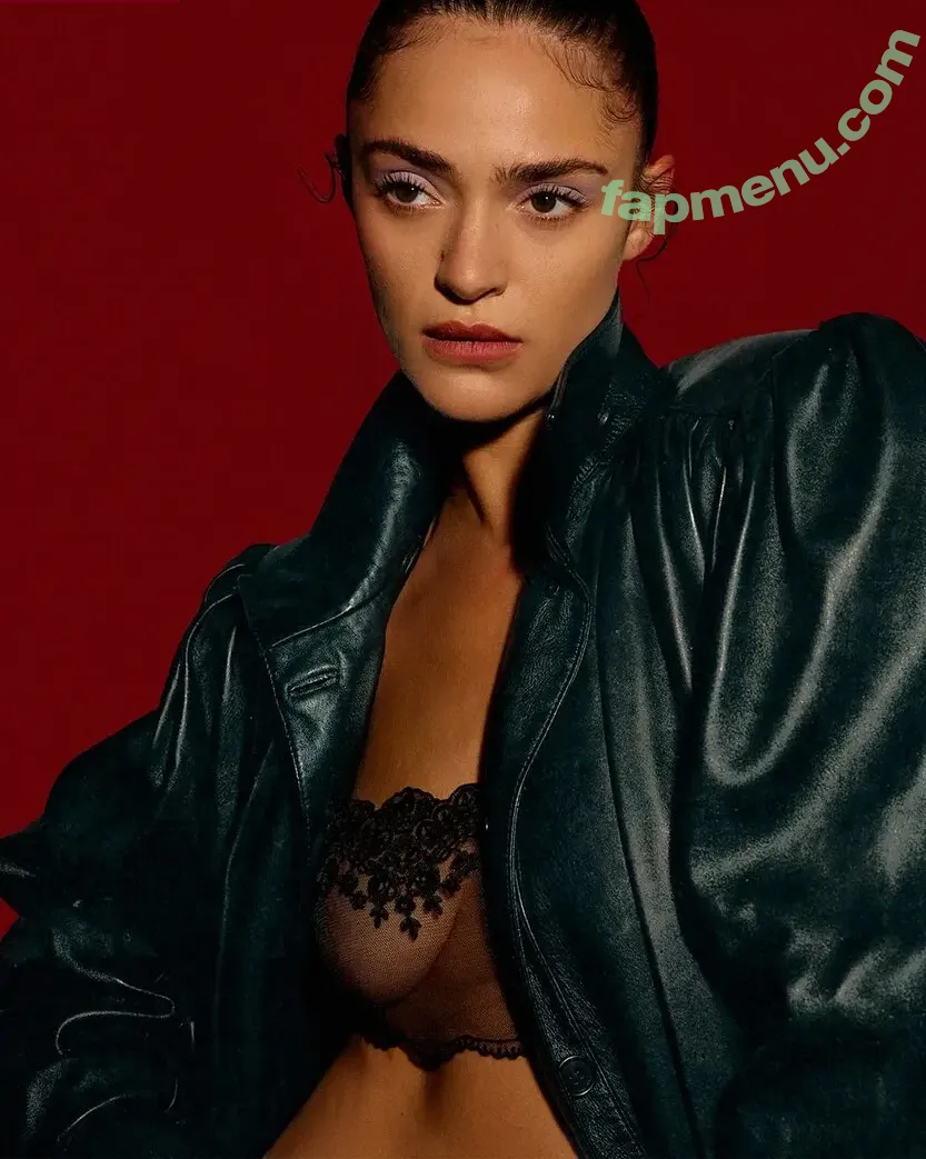 Luna Blaise nude photo #0094 (lunablaise)