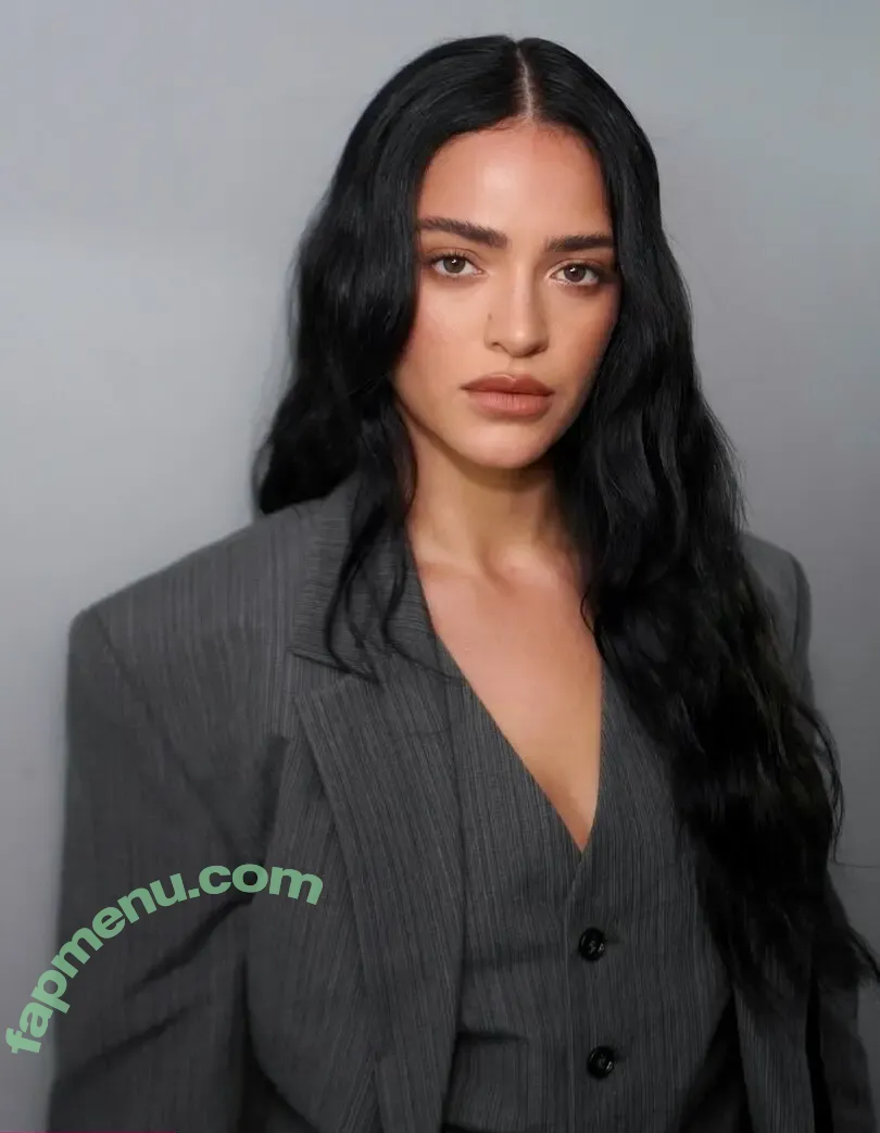Luna Blaise nude photo #0110 (lunablaise)