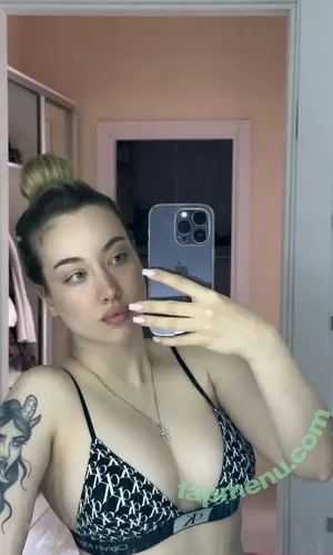 Luna Bognya / lunabognya nude photo #0006