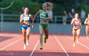 Luna Bulmahn / luna.bulmahn / luna.thiel / lunaa.thiel nude photo #0016